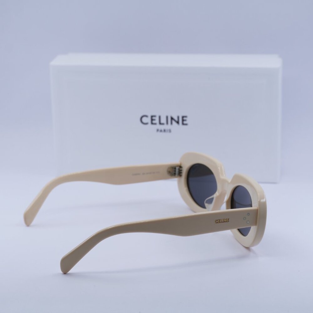 Celine CL40276U 25A Oval Sunglasses - Ivory/Smoke - Picture 4 of 10